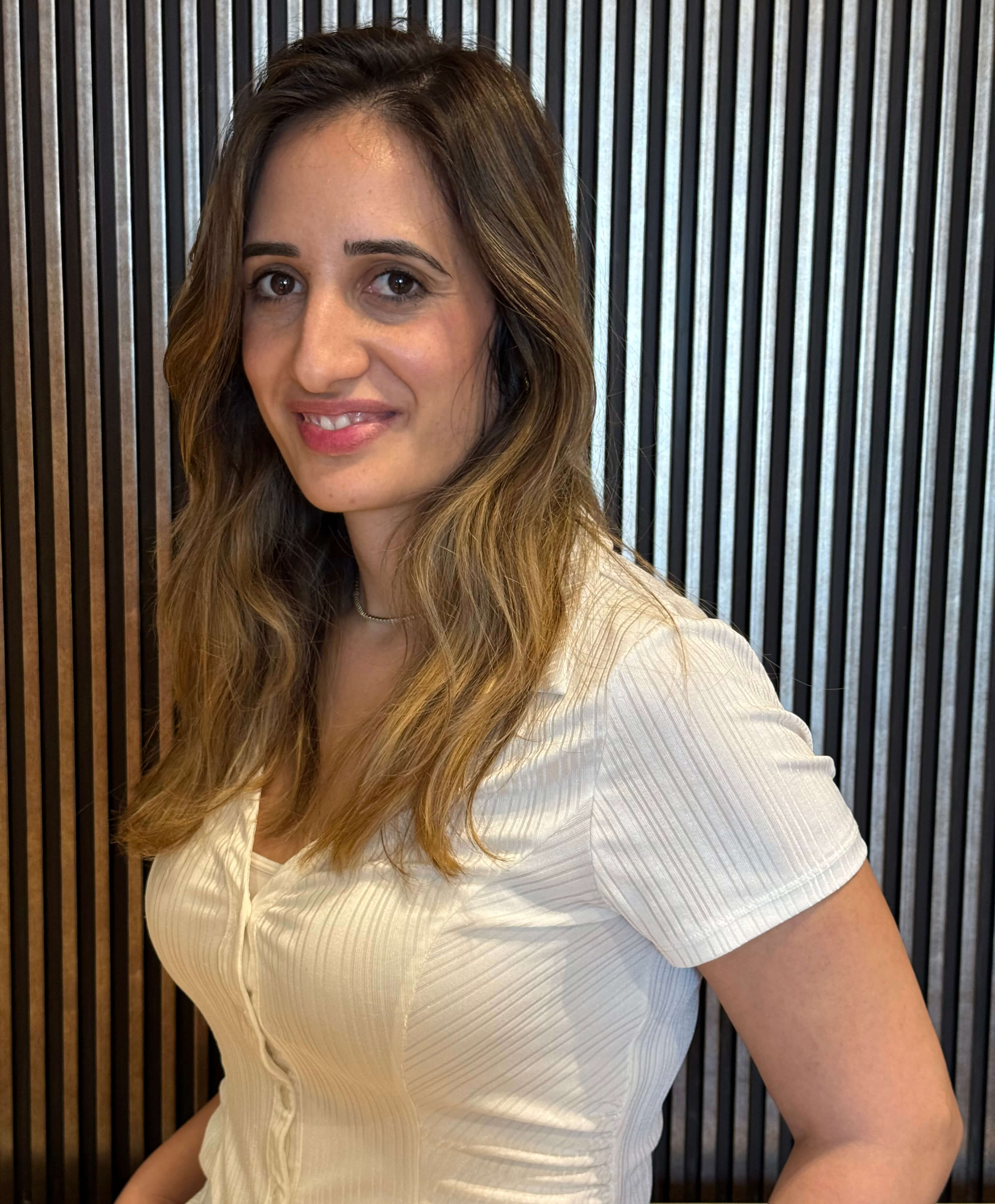 דניאלה בדלוב